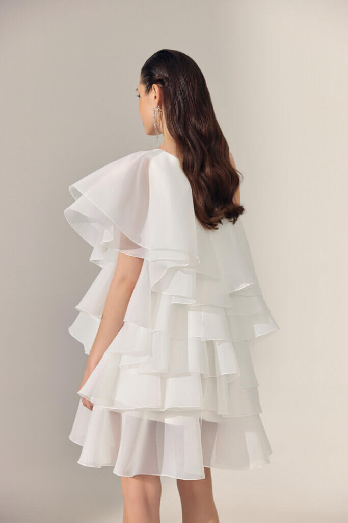 Lyhyt organza hääpuku